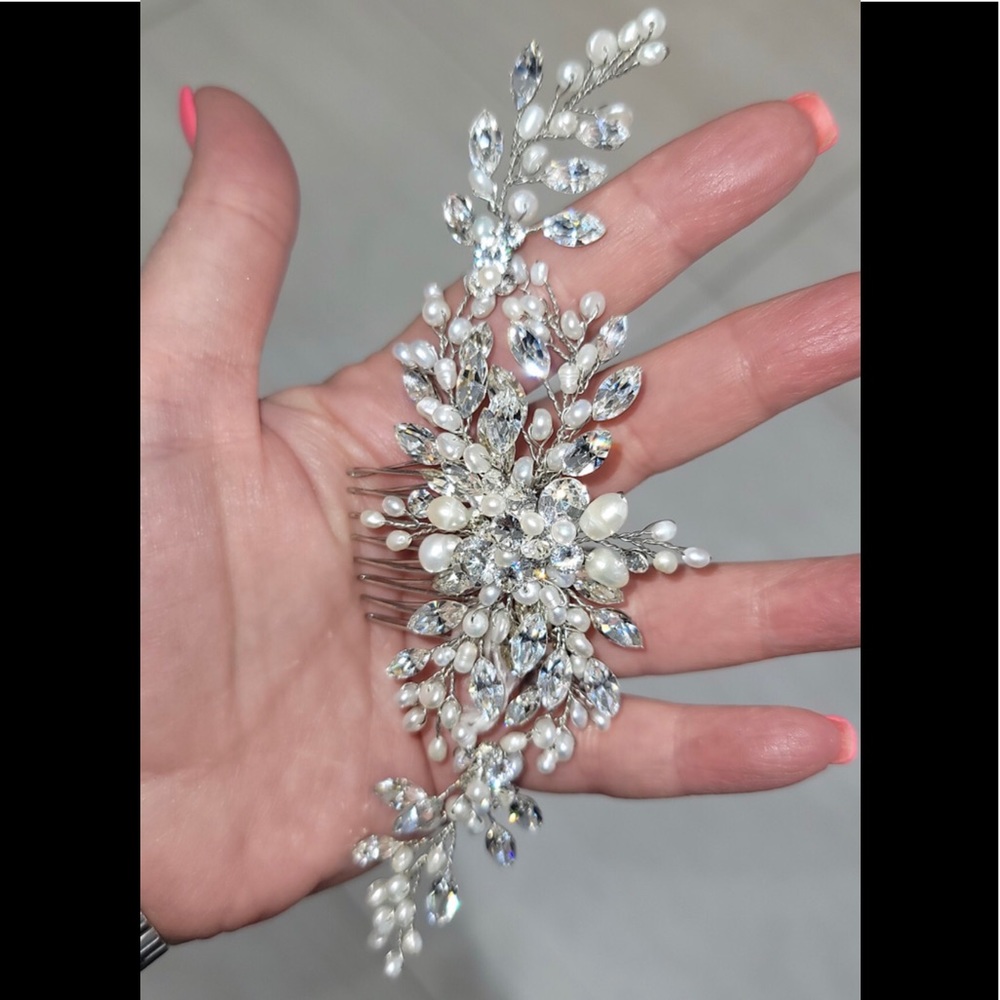 Bridal hair comb